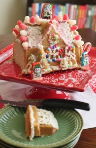 Gingerbread-House-Cake