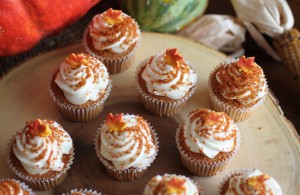 Pumpkin Mini Cakes with Brown Sugar Cream Cheese Frosting