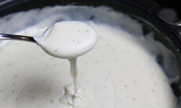 French Béchamel Sauce (White Sauces)