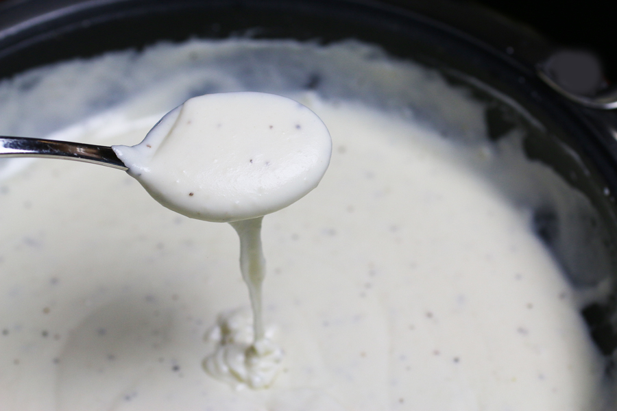 French Béchamel Sauce (White Sauces)